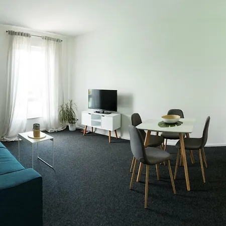 Ferienwohnung Kira In * Φριντρισχάφεν