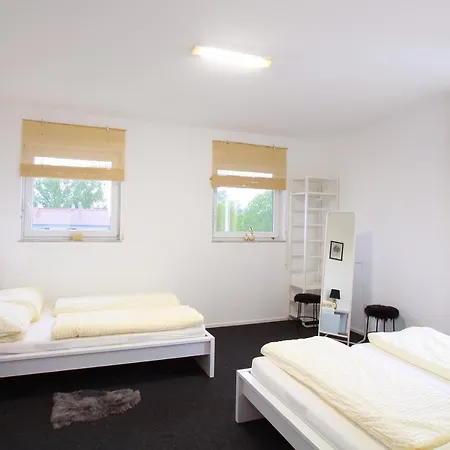 Apartment Ferienwohnung Kira In *