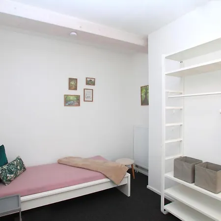 Ferienwohnung Kira In Φριντρισχάφεν